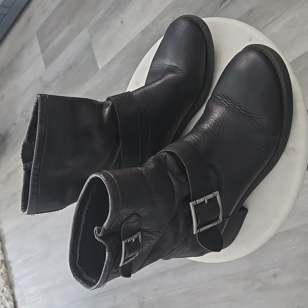 Kate & Mel Black Leather  Women's Boots
